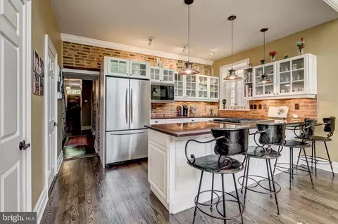 Kitchen - 111 W Lee St, Baltimore, MD 21201 photo 2 of 3