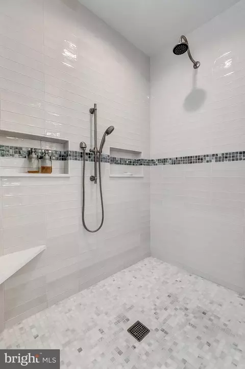 Bath - 111 W Lee St, Baltimore, MD 21201 photo 3 of 7