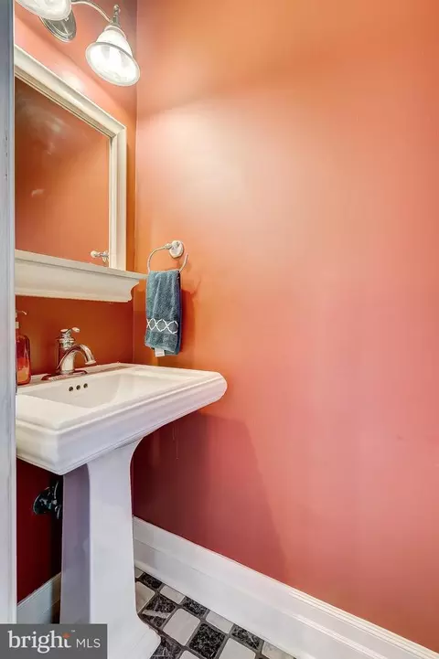 Bath - 111 W Lee St, Baltimore, MD 21201 photo 1 of 7