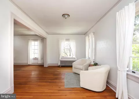 Living - 103 Edgevale Rd, Baltimore, MD 21210 photo 6 of 6