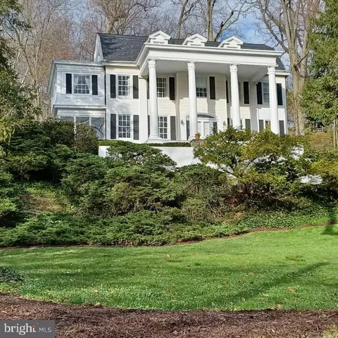 Exterior - 103 Edgevale Rd, Baltimore, MD 21210 photo 2 of 10
