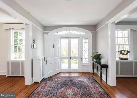 Entry Way - 103 Edgevale Rd, Baltimore, MD 21210 photo 1 of 12