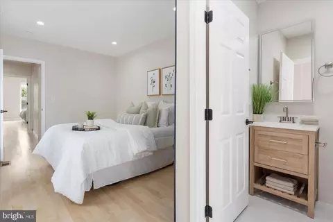 Bedroom - 1428 Covington St, Baltimore, MD 21230 photo 2 of 9