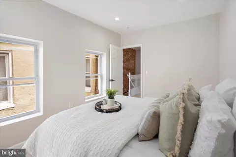 Bedroom - 1428 Covington St, Baltimore, MD 21230 photo 4 of 9