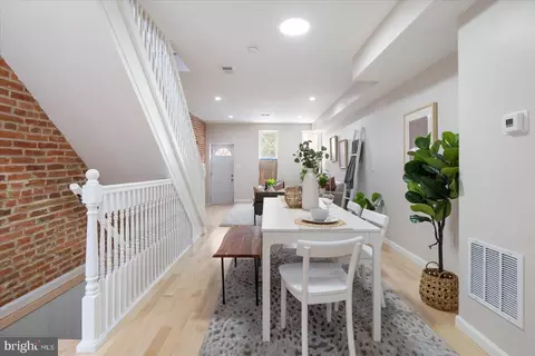 Dining - 1428 Covington St, Baltimore, MD 21230 photo 3 of 5