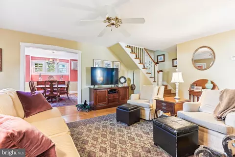 Living - 209 Cedarcroft Rd, Baltimore, MD 21212 photo 5 of 5