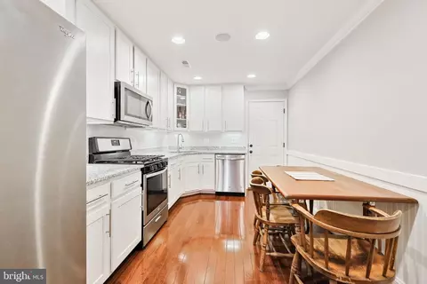Kitchen - 616 S Milton Ave, Baltimore, MD 21224 photo 1 of 5