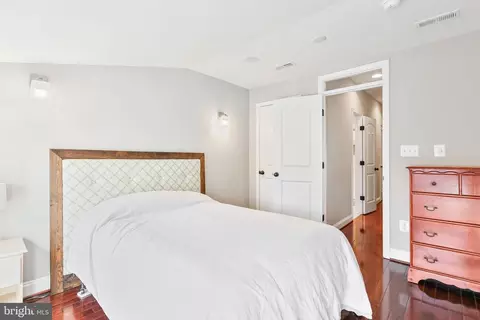 Bedroom - 616 S Milton Ave, Baltimore, MD 21224 photo 3 of 6