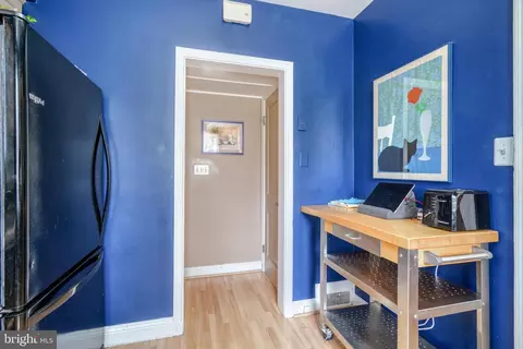 Entry Way - 327 Broadmoor Rd, Baltimore, MD 21212 photo 2 of 2