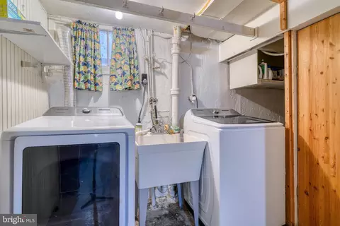 Other - 327 Broadmoor Rd, Baltimore, MD 21212 photo 4 of 5