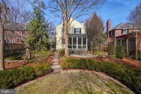 Exterior - 327 Broadmoor Rd, Baltimore, MD 21212 photo 14 of 17