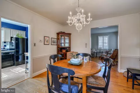 Dining - 327 Broadmoor Rd, Baltimore, MD 21212 photo 2 of 2