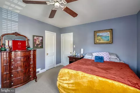 Bedroom - 327 Broadmoor Rd, Baltimore, MD 21212 photo 5 of 5