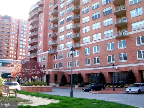 3801 Canterbury Rd #703, Baltimore, MD 21218