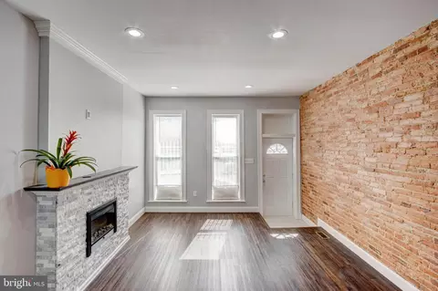 Entry Way - 2536 Frederick Ave, Baltimore, MD 21223 photo 3 of 17