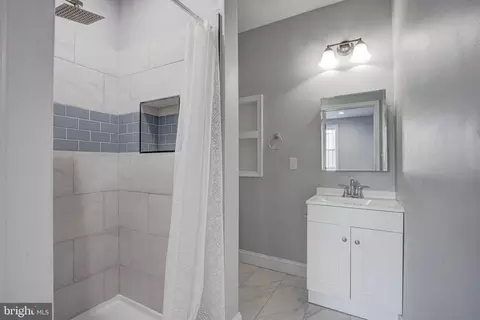 Bath - 2536 Frederick Ave, Baltimore, MD 21223 photo 1 of 3