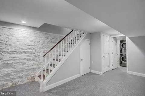Entry Way - 2536 Frederick Ave, Baltimore, MD 21223 photo 16 of 17