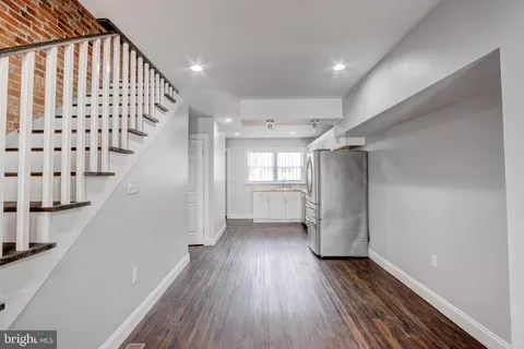 Entry Way - 2536 Frederick Ave, Baltimore, MD 21223 photo 4 of 17