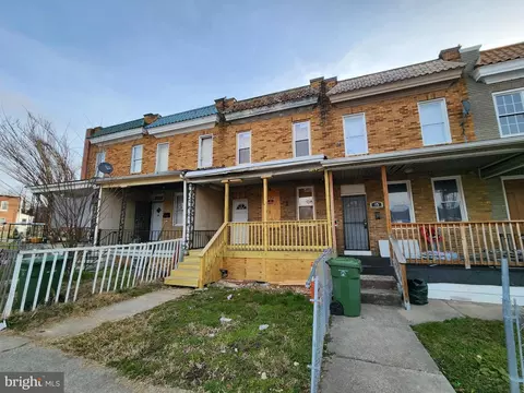 13 Hilton St, Baltimore, MD 21229