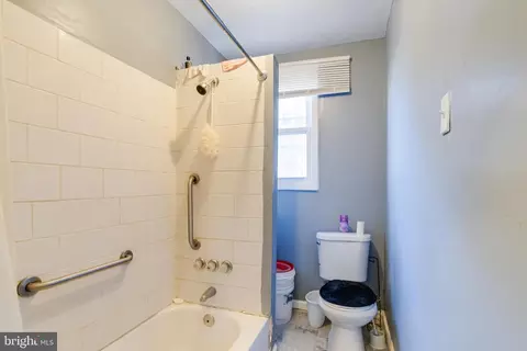 Bath - 3617 Marmon Ave, Baltimore, MD 21207 photo 3 of 4