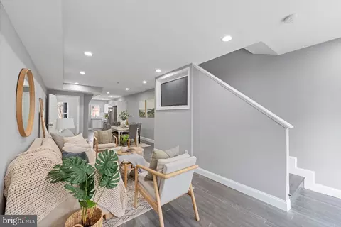 2458 Brentwood Ave, Baltimore, MD 21218