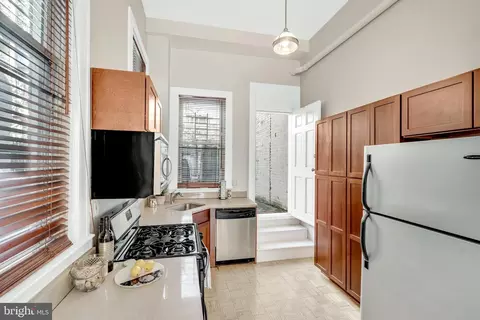 54 E 26th St, Baltimore, MD 21218 photo 10