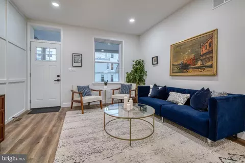Living - 709 W 36th St, Baltimore, MD 21211 photo 3 of 5