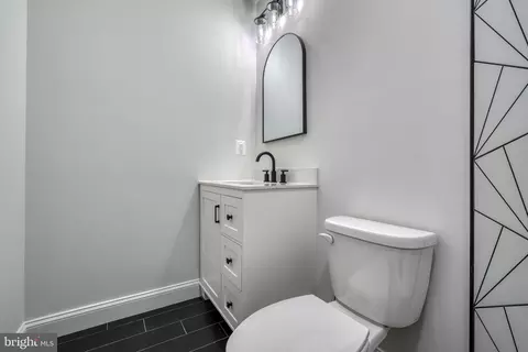 Bath - 709 W 36th St, Baltimore, MD 21211 photo 5 of 13