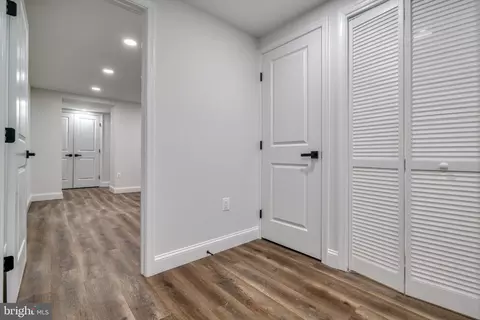 Entry Way - 709 W 36th St, Baltimore, MD 21211 photo 4 of 7