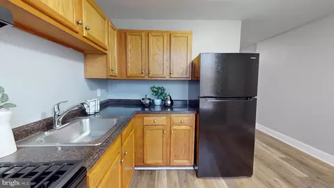 Kitchen - 1820 E Lafayette Ave, Baltimore, MD 21213 photo 2 of 2