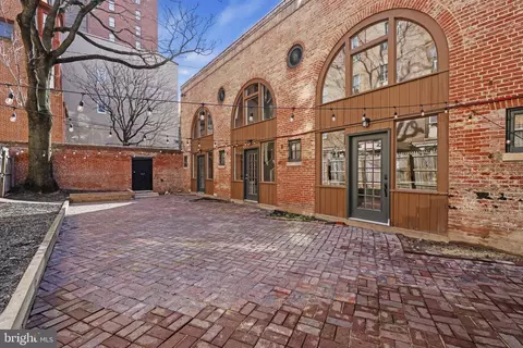 618 Ploy St, Baltimore, MD 21201