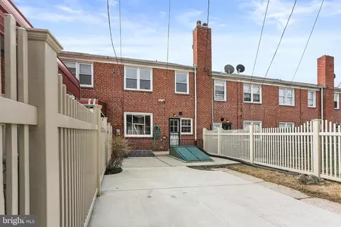 Exterior - 1228 Glenhaven Rd, Baltimore, MD 21239 photo 6 of 7
