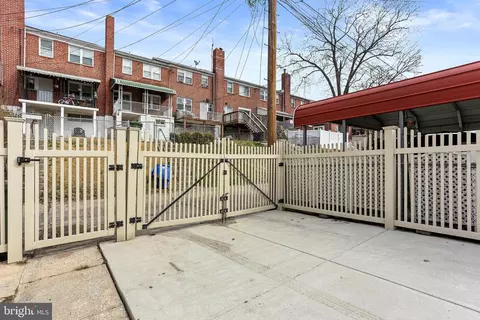 Exterior - 1228 Glenhaven Rd, Baltimore, MD 21239 photo 4 of 7