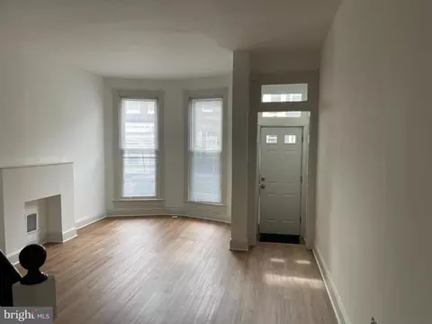 Entry Way - 450 E Lorraine Ave, Baltimore, MD 21218 photo 1 of 2