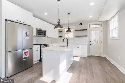 Kitchen - 4102 Moravia Rd, Baltimore, MD 21206 photo 2 of 4