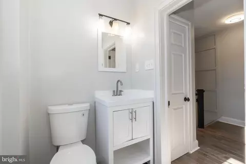 Bath - 4102 Moravia Rd, Baltimore, MD 21206 photo 3 of 5