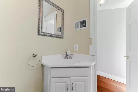 Bath - 21 E Randall St, Baltimore, MD 21230 photo 1 of 5