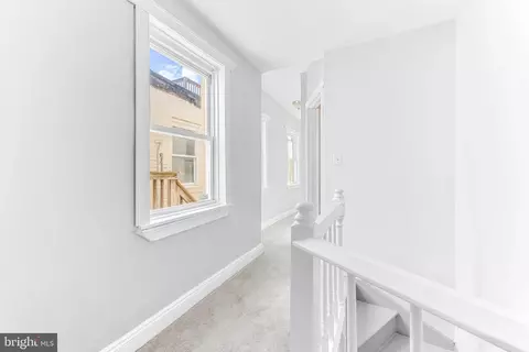 Entry Way - 21 E Randall St, Baltimore, MD 21230 photo 4 of 6