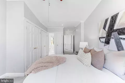Bedroom - 21 E Randall St, Baltimore, MD 21230 photo 4 of 5