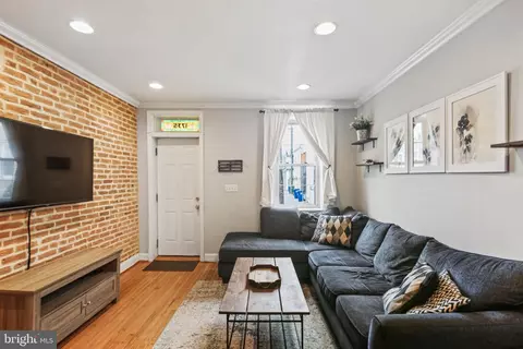 Living - 1735 William St, Baltimore, MD 21230 photo 3 of 3