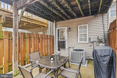 Exterior - 1735 William St, Baltimore, MD 21230 photo 7 of 7