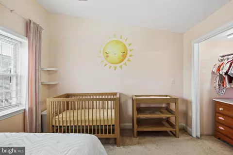 Bedroom - 1735 William St, Baltimore, MD 21230 photo 4 of 5