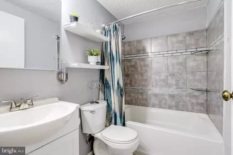 Bath - 830 Carroll St, Baltimore, MD 21230 photo 1 of 3