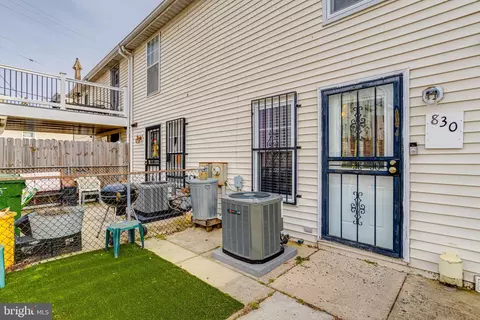 Exterior - 830 Carroll St, Baltimore, MD 21230 photo 2 of 4