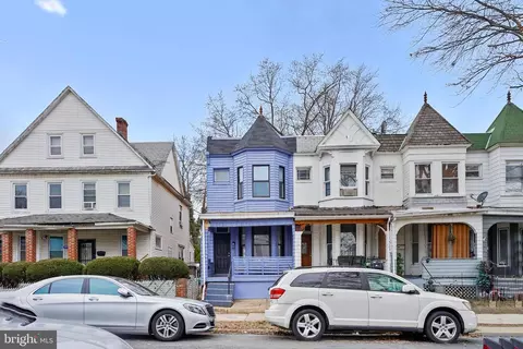 310 S Augusta Ave, Baltimore, MD 21229 photo 1
