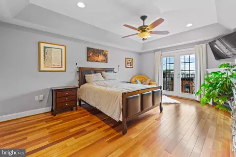 Bedroom - 1009 S Clinton St, Baltimore, MD 21224 photo 6 of 9