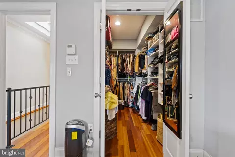 Other - 1009 S Clinton St, Baltimore, MD 21224 photo 2 of 4