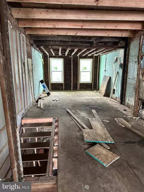 2128 N Wolfe St, Baltimore, MD 21213 photo 2