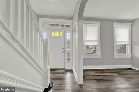 Entry Way - 536 Winston Ave, Baltimore, MD 21212 photo 1 of 2