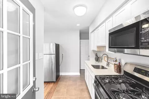 Kitchen - 2130 Koko Ln, Baltimore, MD 21216 photo 2 of 3